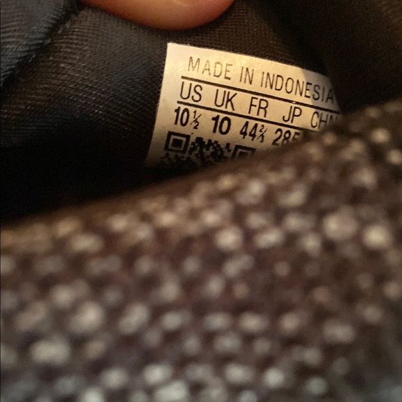 Adidas Men's Charcoal and White Cloudfoam Sneakers - Picture 2 of 6